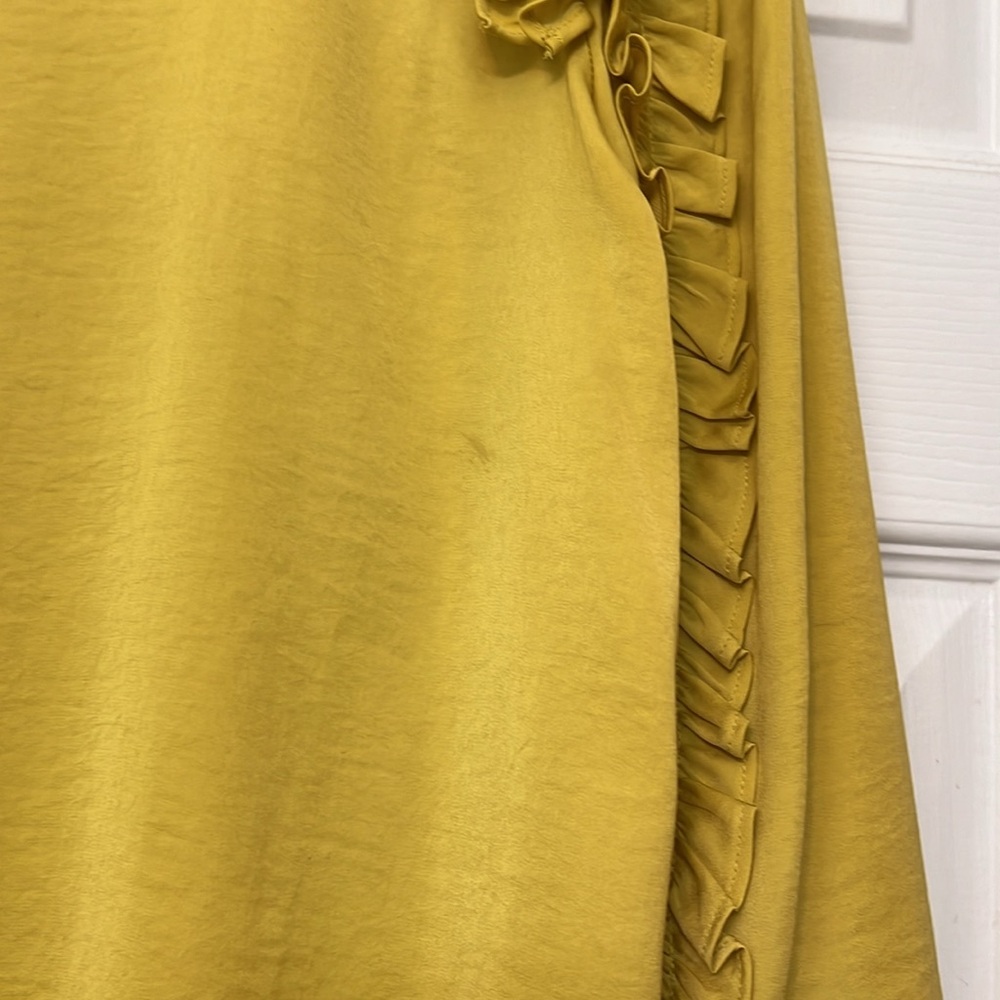 Ann Taylor Blouse - Picture 2 of 12